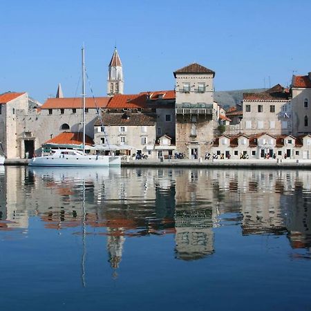 Apartman Lucija Trogir Bagian luar foto