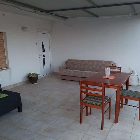 Apartman Lucija Trogir Bagian luar foto
