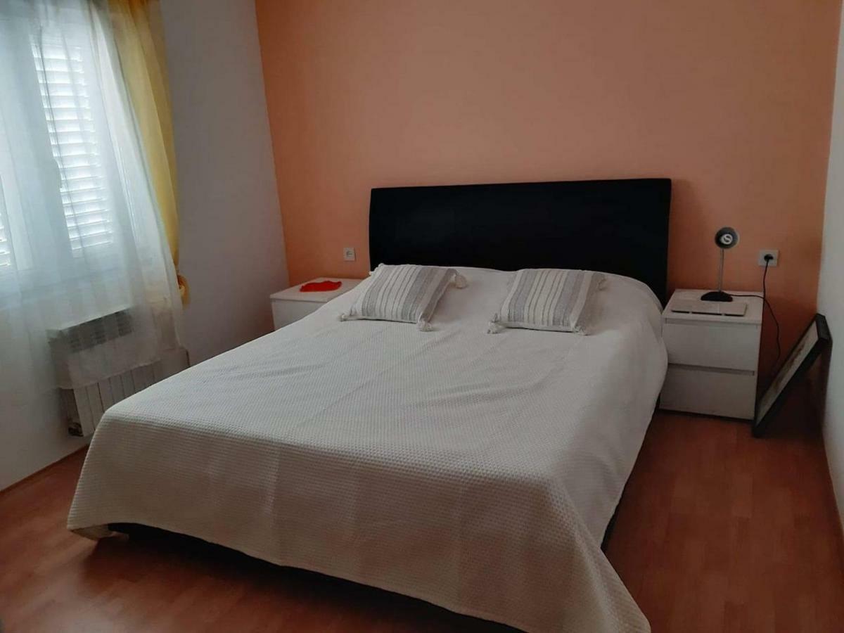 Apartman Lucija Trogir Bagian luar foto