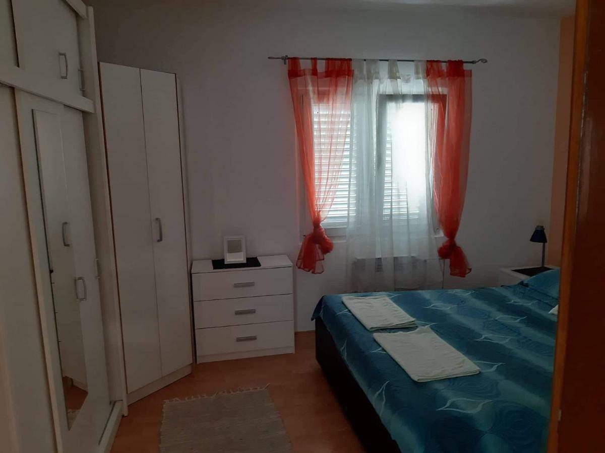 Apartman Lucija Trogir Bagian luar foto